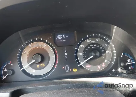 2011 Honda Odyssey Lx z USA, uszkodzony, nr VIN 5FNRL5H25BB017043